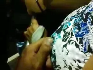 Slavegirl վրա լողափ  ...